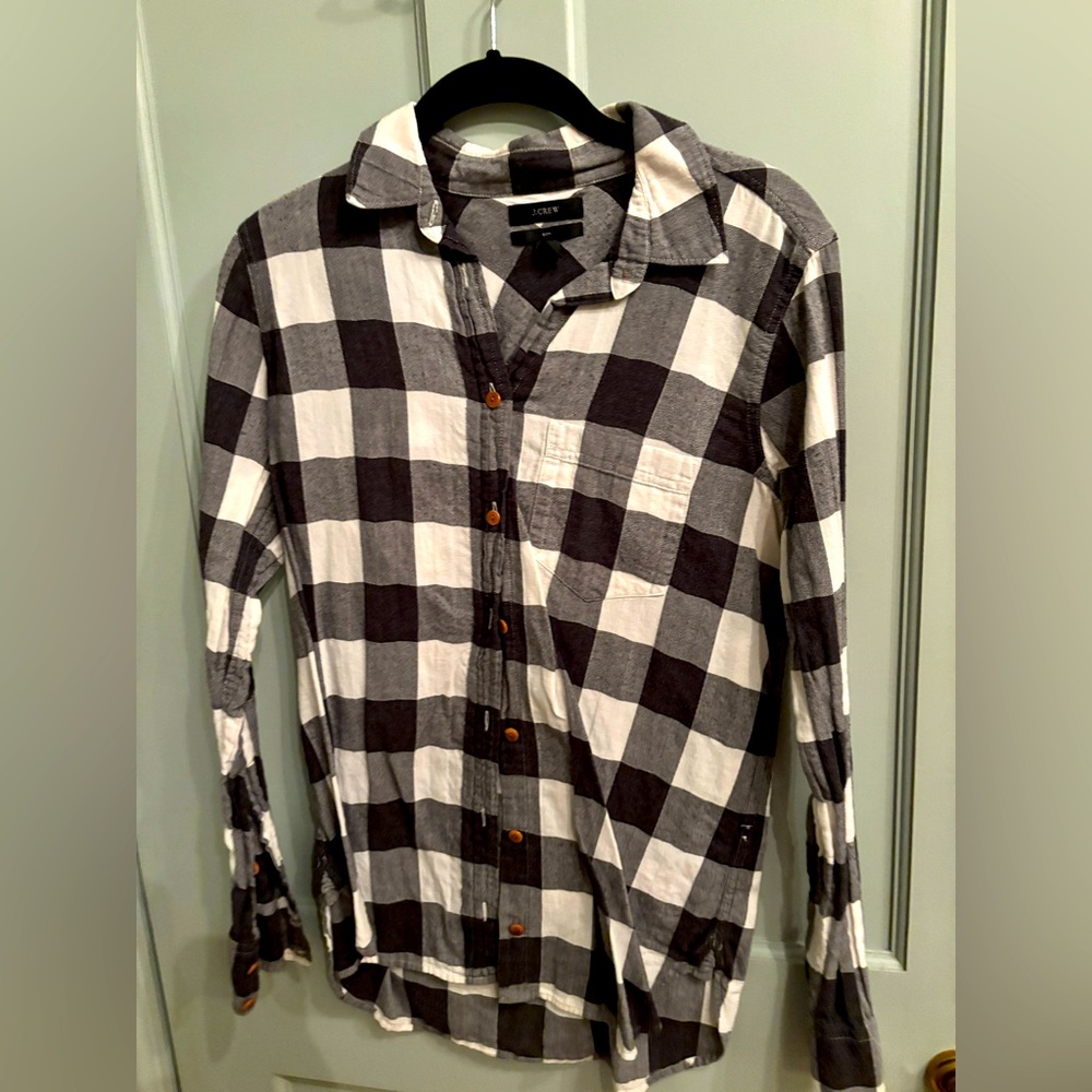 J. Crew black and white plaid long sleeved button down cotton shirt Size Small